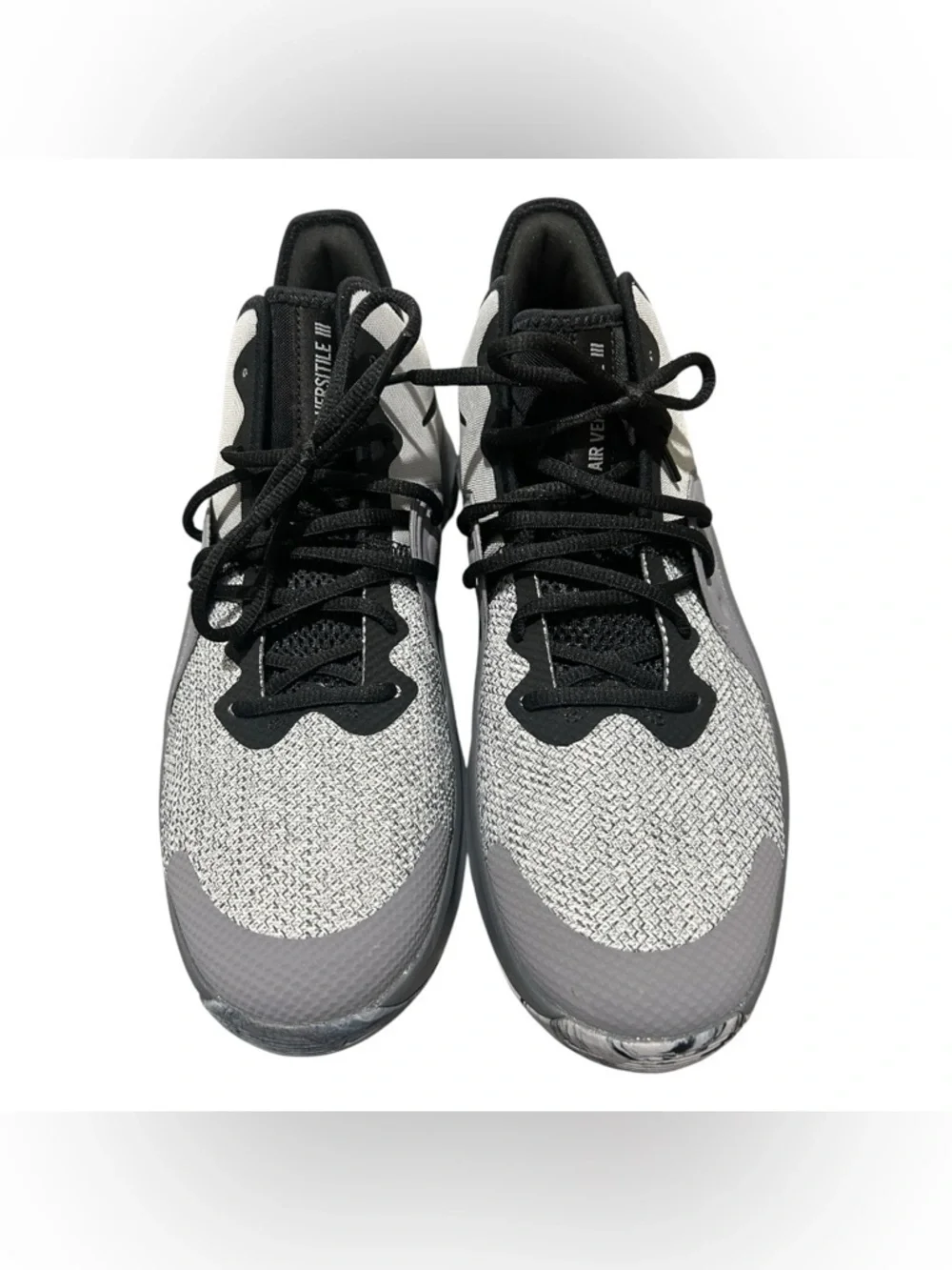 Nike Air Versitile III Basketball Shoes in the Atmosphere Grey and Black Sz 12